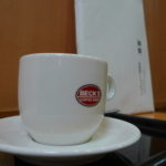 LUMIX DMC-LX3でBECK’S COFFEEで休憩中に人身事故の放送