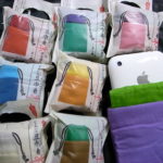 iPhone 対応のケース 八色そろえても全部で1,000円以内