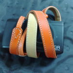 本革のストラップでGR DIGITAL IIIを包む：NOKIA N82