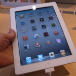 iPad 2 は今日発売です。タイ国のバンコクにて